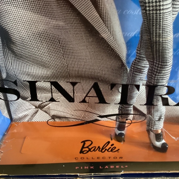 Barbie  50th Anniversary  Barbie with Frank Sinatra - Picture 8 of 11